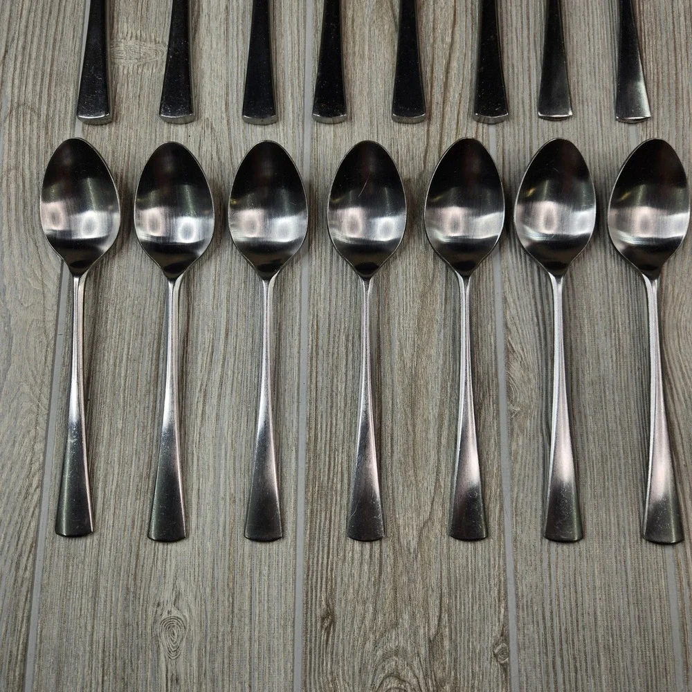 Lowell Cambridge Satin Stainless Flatware‎ Set 15 Piece Spoons Knives Forks